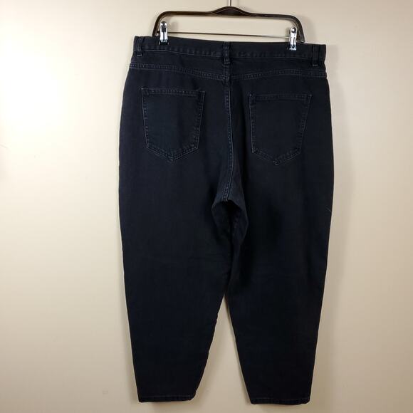 ASOS DESIGN high rise Farleigh slim fit mom jeans in washed black Size 36 - Picture 5 of 10